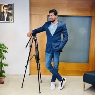 BHARAT N NAKUM