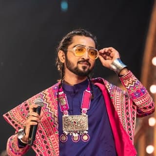 Hariom Gadhavi ™️