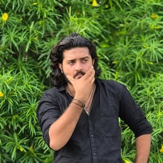 कर्ण 🦅