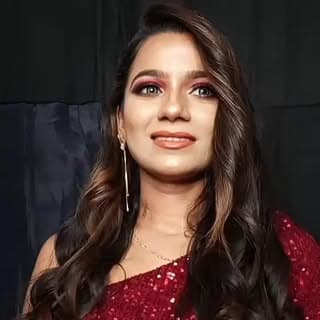YASHODA GAUNKAR | MAKEUPARTIST๐งฟ