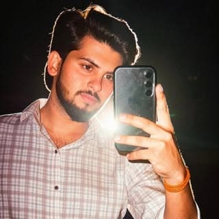 💫vineet_baghel_up 86🧿