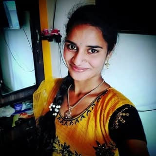 రవళి రియ