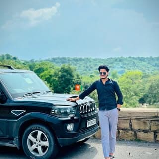 आयुष ठाकुर