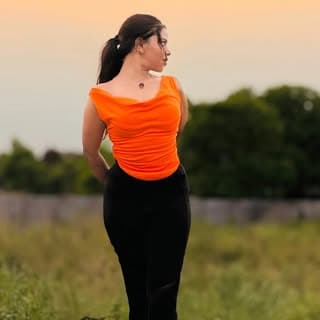 Gulabi K