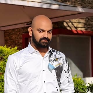 Challasmilingstar Karthik Reddy