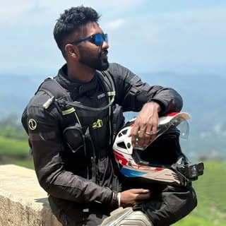 Akhil P Winser