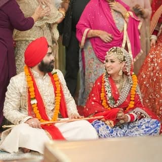 NAVNEET GROVER ?
