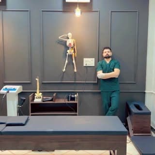 Chiropractor Rajinder Ravi