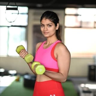 SALONI A.