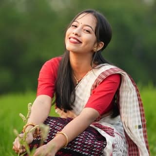 ডাৰিন বৰা 🍀