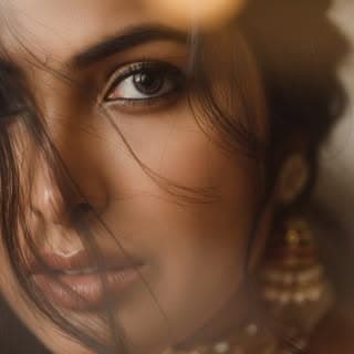 Divi Vadthya