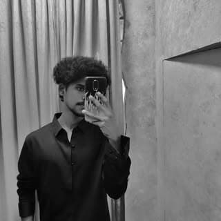 n i k h i !🗿