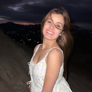Varshaa Pant 🦋