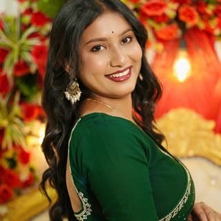 Aarohi__saha👀💜
