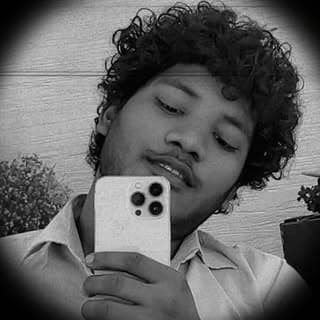 Ravi Sharma 🦅