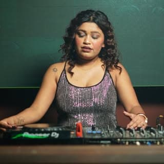 DJ Jessica