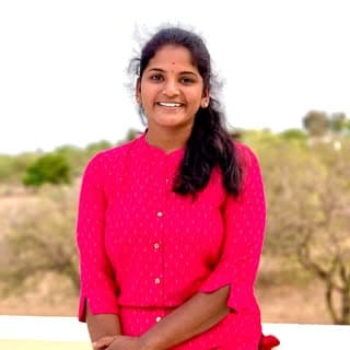 Divi_Shanmugam|Lifestyle Vlogger