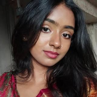 Riya Pal ๐| Beauty Creator