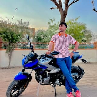 आजाद परिंदा 🦅
