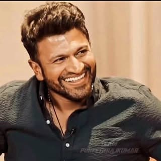 ನಗುವ_ಗುಲಾಬಿ ♥️
