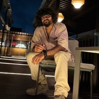 Divakar Dk