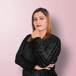 Hetal Bhabhera-Nail Queen | Nail Art Academy 💅