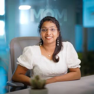 The Mom Trader | saranya s dev