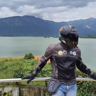 Subesh Shiv