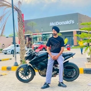 Harjot Randhawa👑