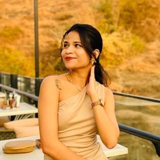 Komal Naikwade | Travel & Fashion Creator