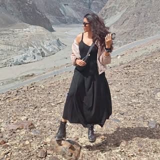 Roopali J 🧿