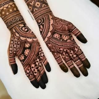 Mehndi & Nail Art