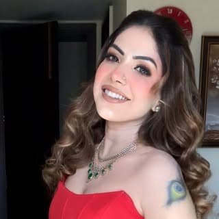 Aliisha Kkhanna - Real Estate Queen South Delhi NCR Dubai