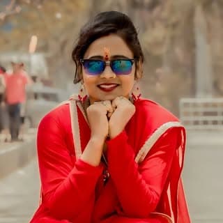 maahi solanki