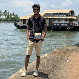 கணேஷ்👑