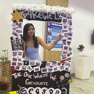 Anuradha Singh🤍|| MBBS | LIFESTYLE | TRAVEL✈️