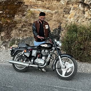 Ayush_9099