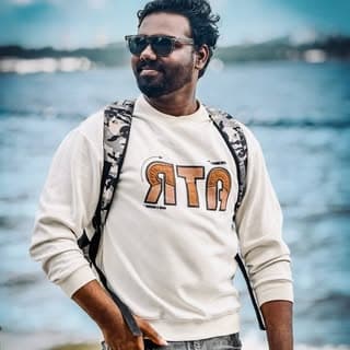 சூரஜ் சார்லி 👻