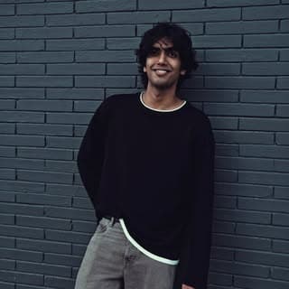 Hulo/Aditya Majumdar