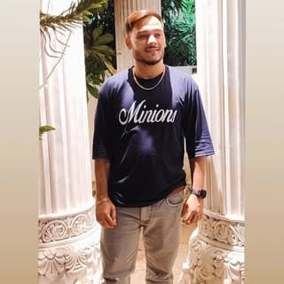vicky devda_707
