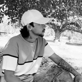 Sᴋ᭄DINESH KING࿐™🦅 