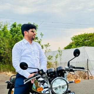 Dr Nilesh Dalve Patil