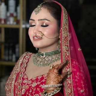 makeup expert salon