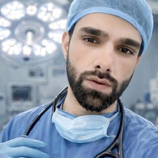 Dr Naved 🩺