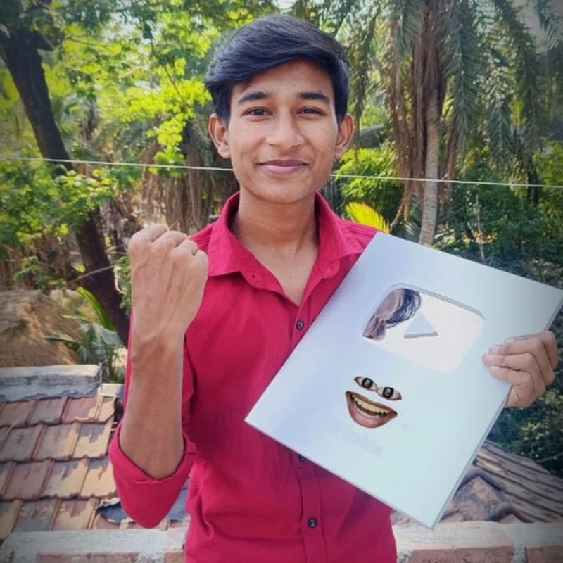 VLOGY DUNIYA