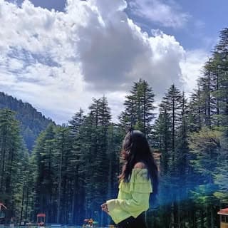 अनु ठाकुर / TAURUS ♉