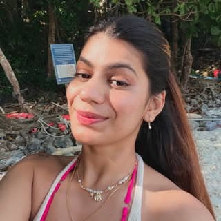 Saloni Pandey | Social Media Manager