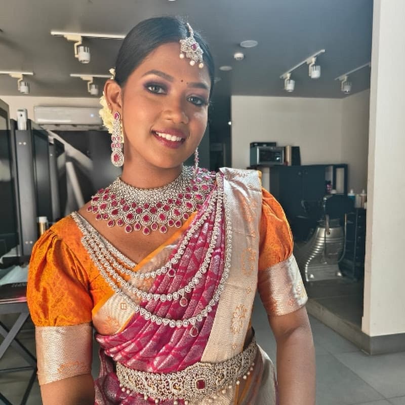 Preethi helan