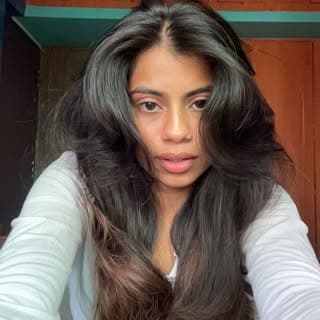 Nikkitha👑