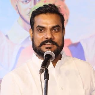 Mohan Narayan